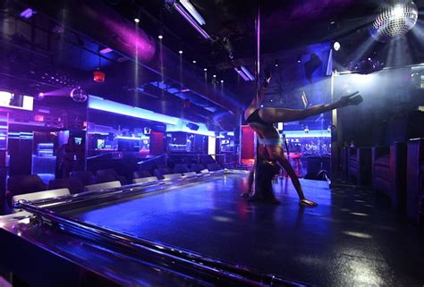 Naked Strip Club Porn Videos 